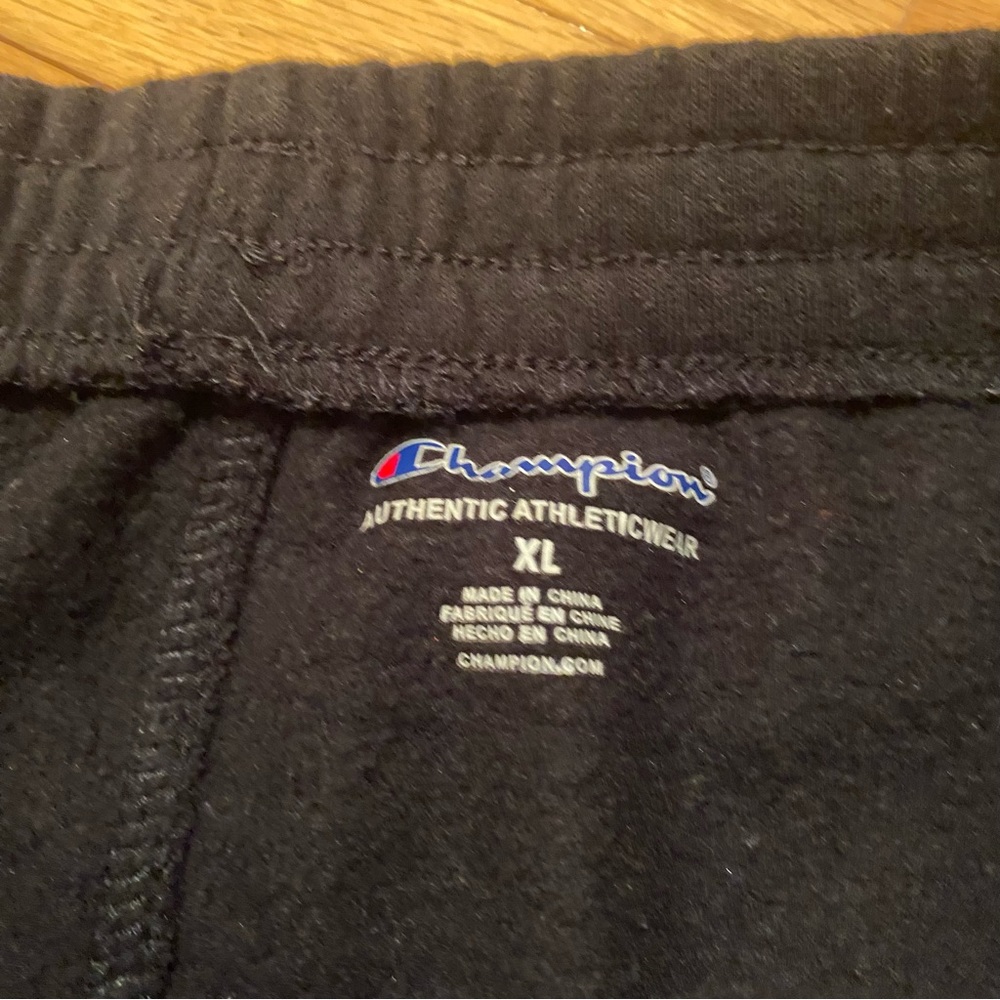 Champion fleece sweatpants boy’s XL - Picture 3 of 3
